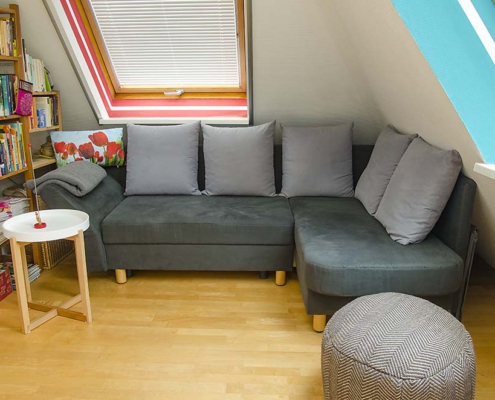 Couch im Wolfsburgzimmer - Fewo Wolfsburgblick, Neustadt / Weinstr.