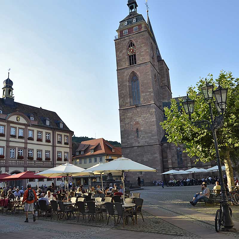 Marktplatz mit Stiftskirche, Neustadt / Weinstr.